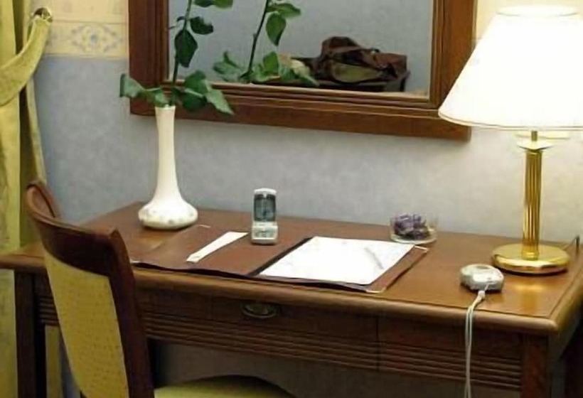 Номер Стандарт Трехместный, Filippeschi