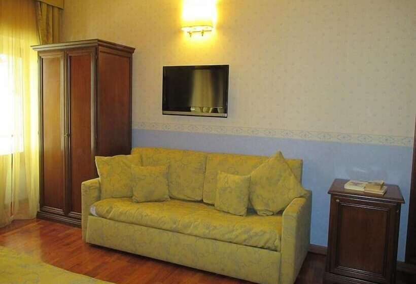 Номер Стандарт Трехместный, Filippeschi