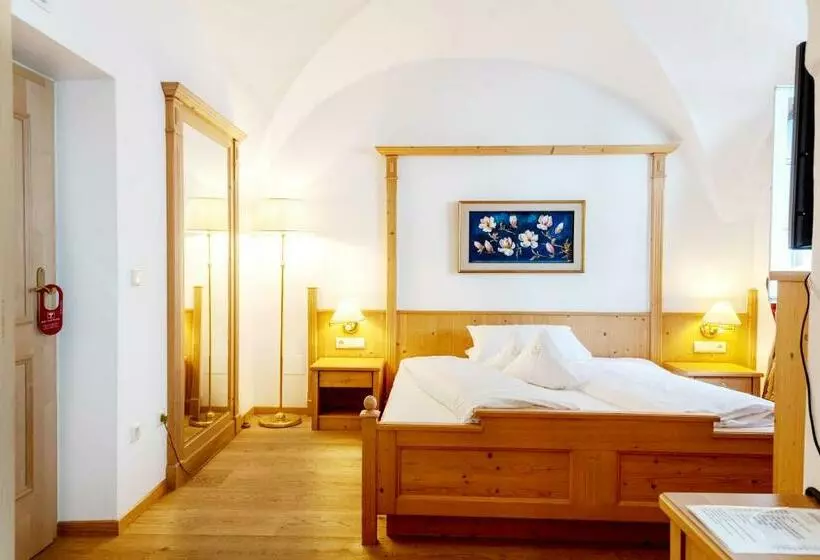 اتاق استاندارد, Goldenes Roessl Adults Only