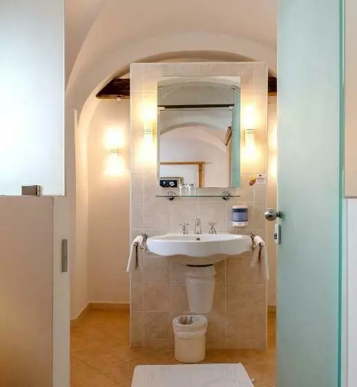اتاق استاندارد, Goldenes Roessl Adults Only