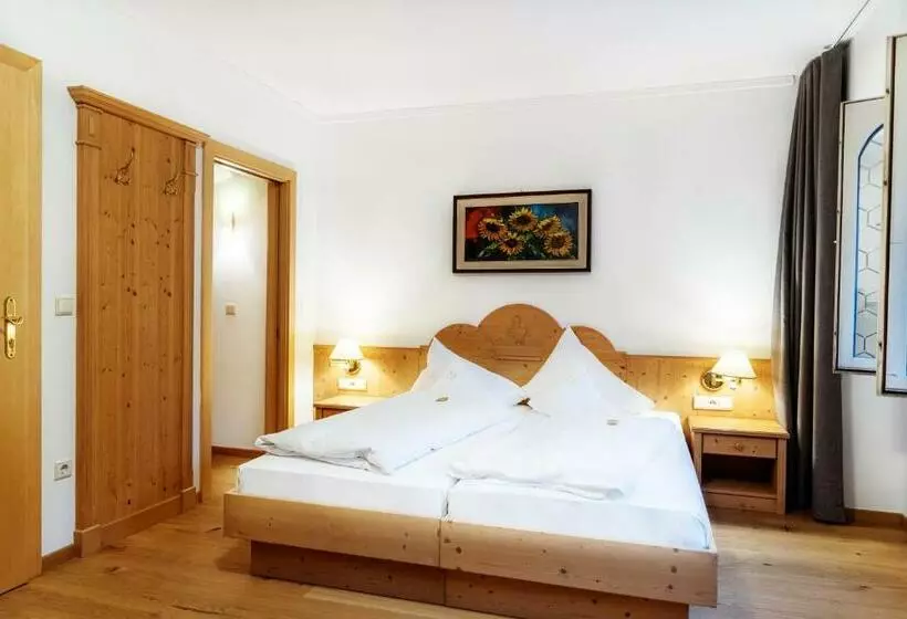 اتاق استاندارد, Goldenes Roessl Adults Only