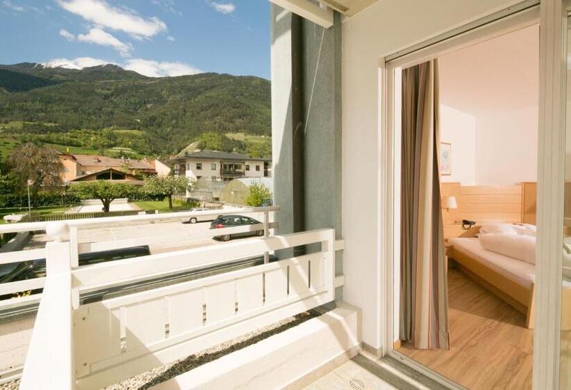 חדר סופריור עם מרפסת, Goldenes Roessl Adults Only