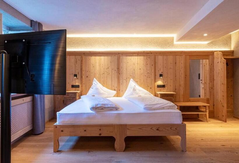 Люкс Deluxe Кровать Кинг, Goldenes Roessl Adults Only