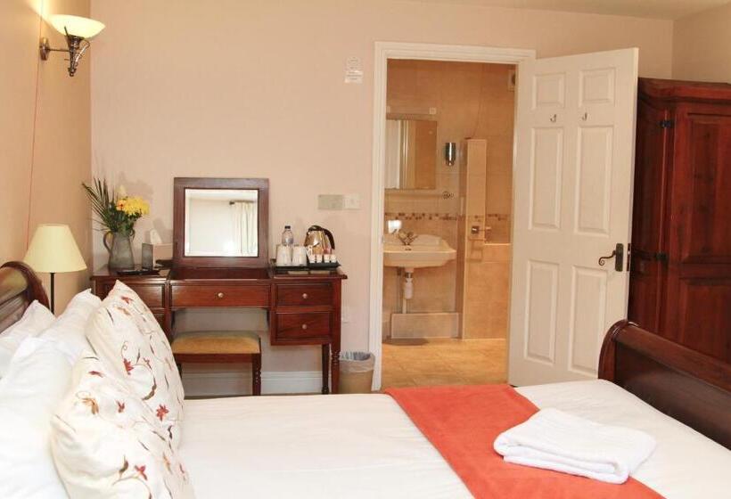 高级大房间, Haselbury Mill