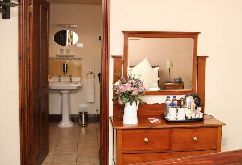 标准间, Haselbury Mill