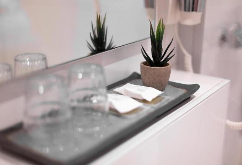 Номер Премиум, Herrnbrod & Ständecke