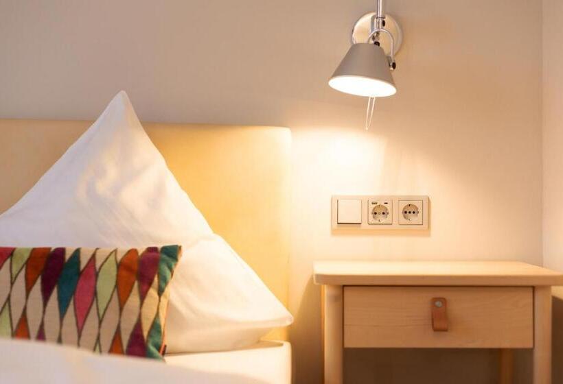 Номер Стандарт, Herrnbrod & Ständecke