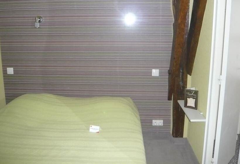 غرفة قياسية, Hôtel   Restaurant Saint Jacques