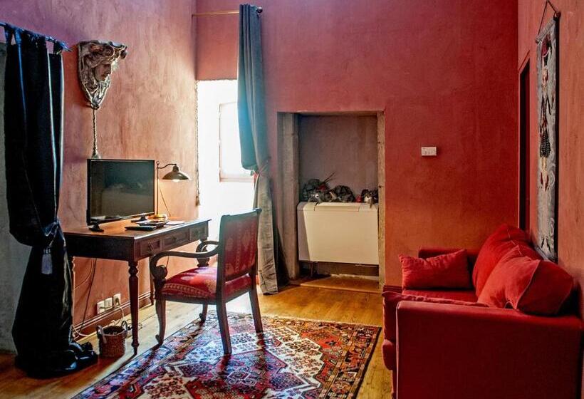 スイート, Demeure De Digoine Chambre D Hotes