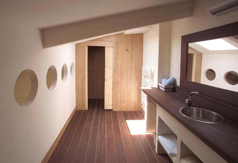 ガーデンビュースタンダードルーム, Demeure De Digoine Chambre D Hotes