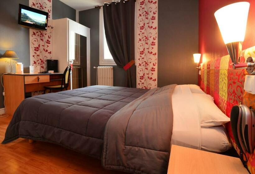 Номер Стандарт, Hôtel La Croix Blanche