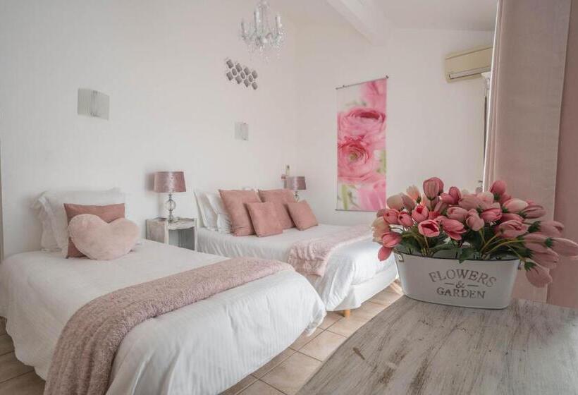 标准三人间, Le Mediterranee