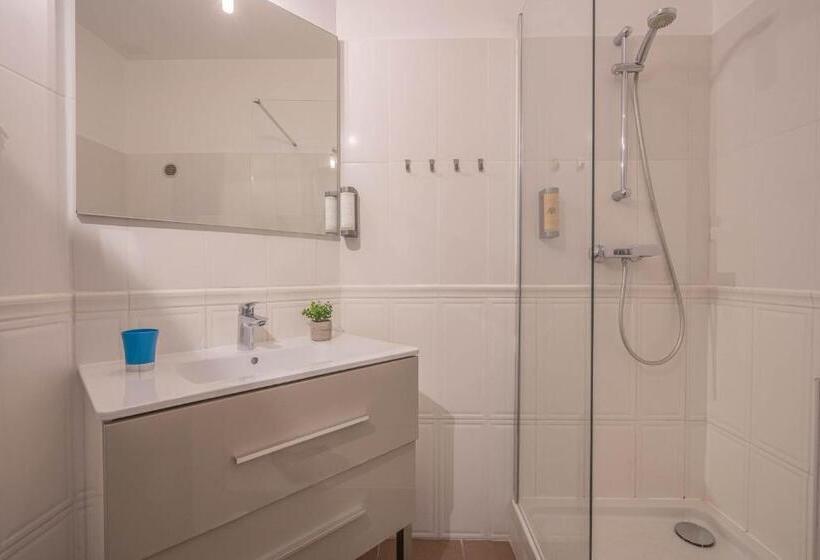 四人高级间, Le Mediterranee