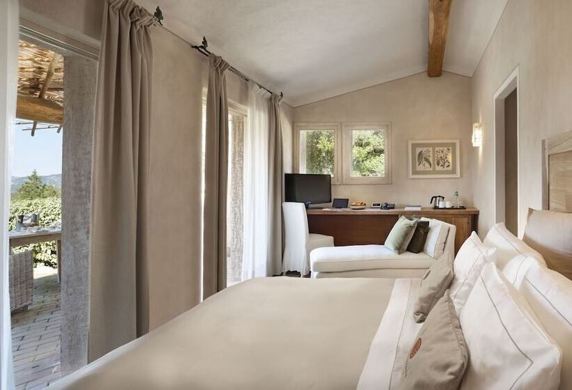 سوییت جونیور, Petra Segreta Resort & Spa