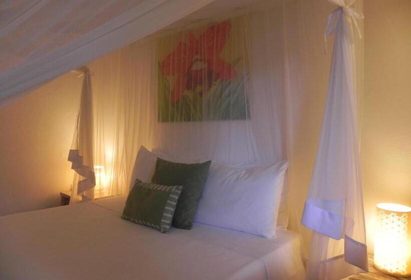 سوئیت راحتی, Pousada Jardim Das Margaridas