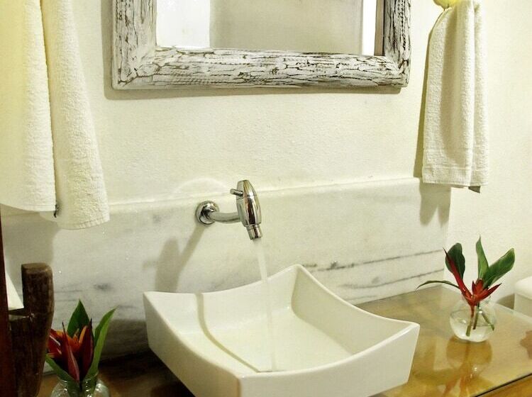 سوئیت راحتی, Pousada Jardim Das Margaridas