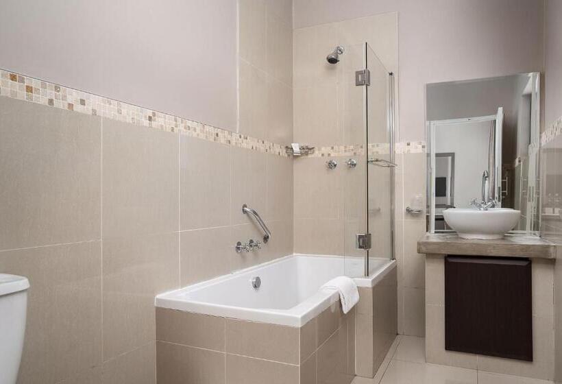 חדר אקזקיוטיב, Premier Resort Sani Pass