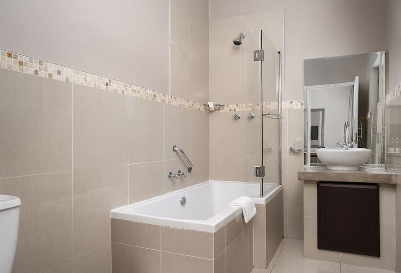 חדר אקזקיוטיב, Premier Resort Sani Pass