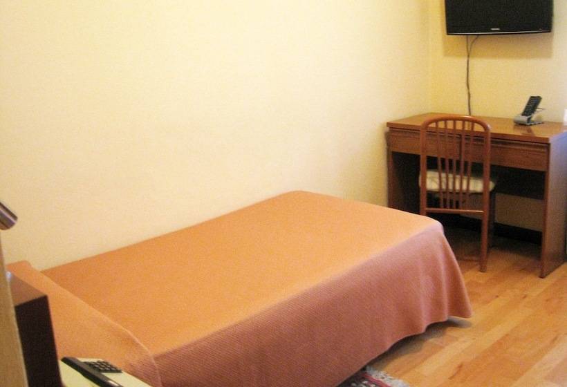 اتاق استاندارد یک نفره, Reale