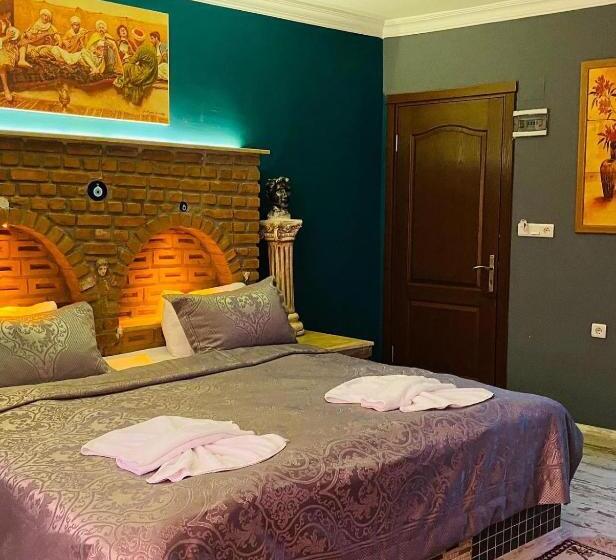 Номер Deluxe, Rebetika Hotel & Bistro