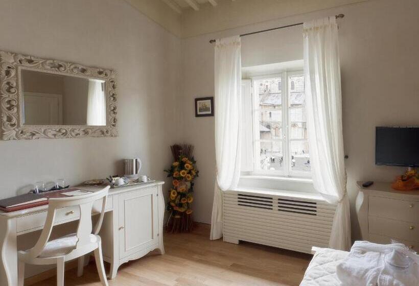 سوییت خانوادگی, Residenza D Epoca Relais I Miracoli