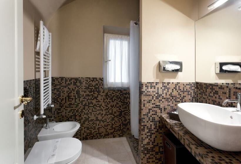 اتاق کلاسیک, Residenza D Epoca Relais I Miracoli