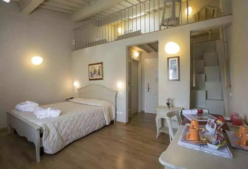 سوییت خانوادگی, Residenza D Epoca Relais I Miracoli