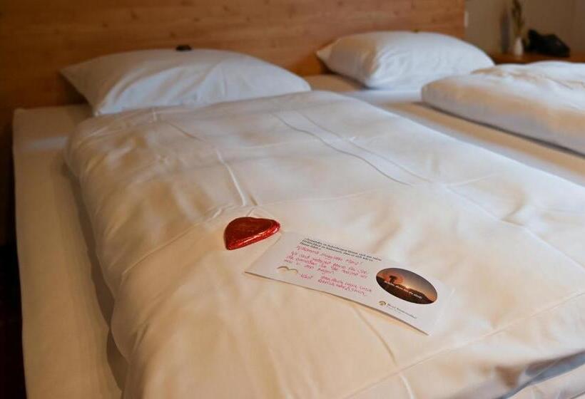 غرفة كمفورت مع بلكونة, Sonnwendhof Engelberg