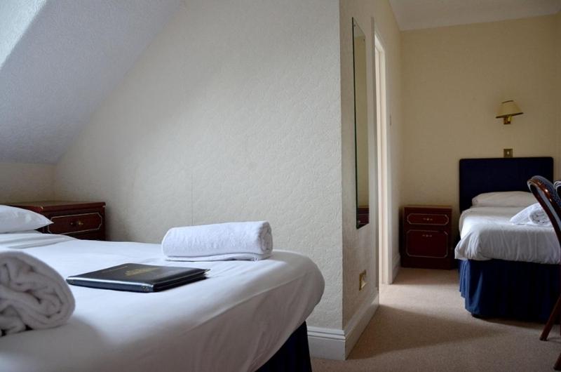 חדר סטנדרט לשלושה, Uno Hotel Thames