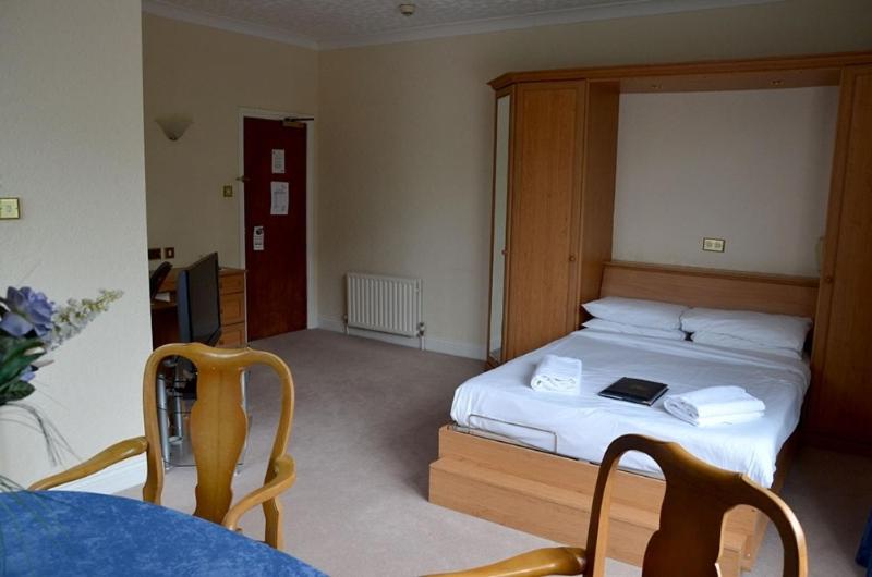 חדר אקזקיוטיב, Uno Hotel Thames