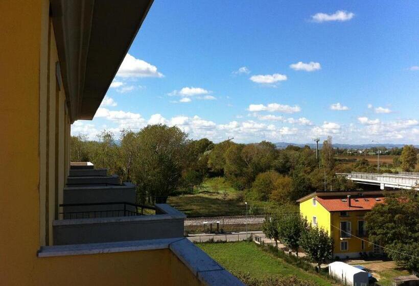 Economy Room, Viking