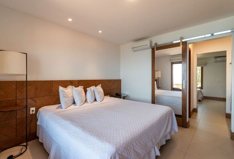 四人高级间, Ville La Plage & Beach Club