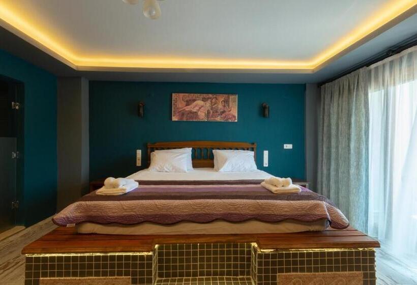 Номер Deluxe Кровать Кинг, Rebetika Hotel & Bistro