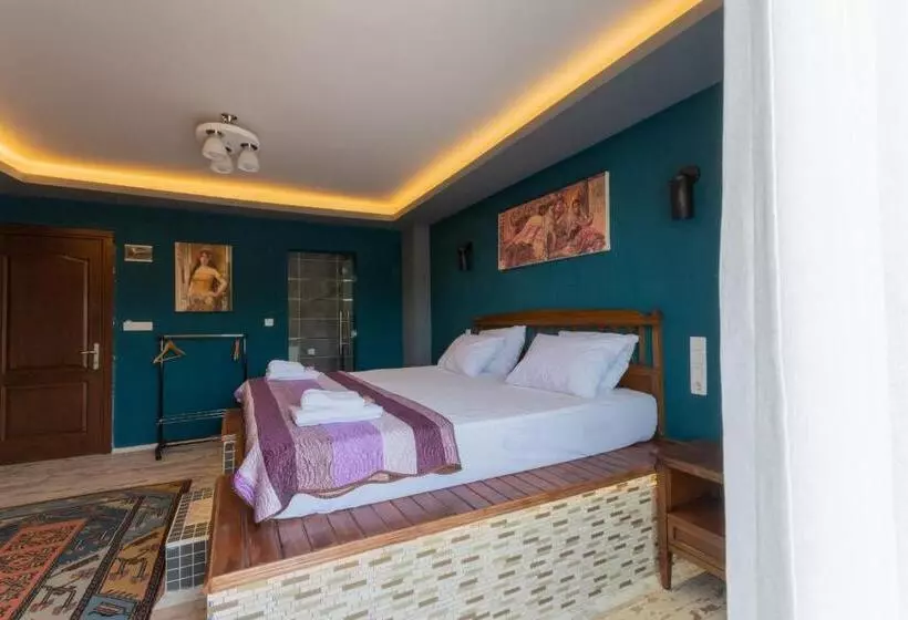 Deluxe-huone King-vuode, Rebetika Hotel & Bistro