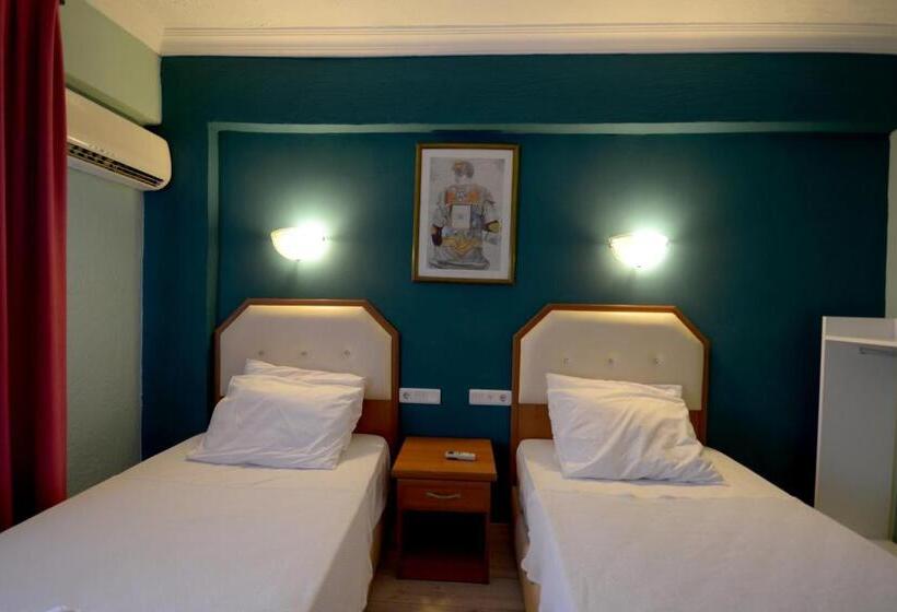 经济房, Rebetika Hotel & Bistro