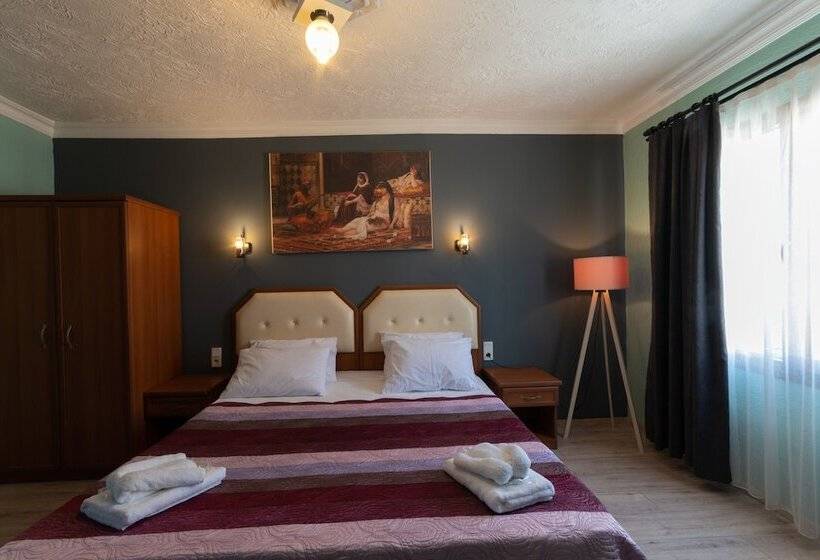 标准间, Rebetika Hotel & Bistro