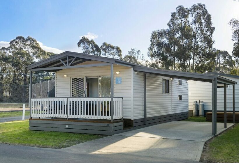 小室, Discovery Parks Eden