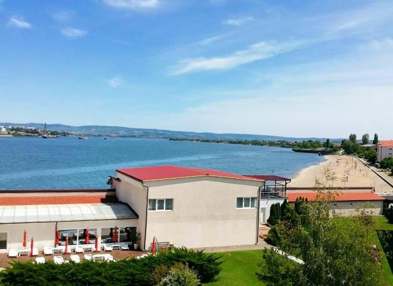 اتاق استاندارد, Aquastar Danube