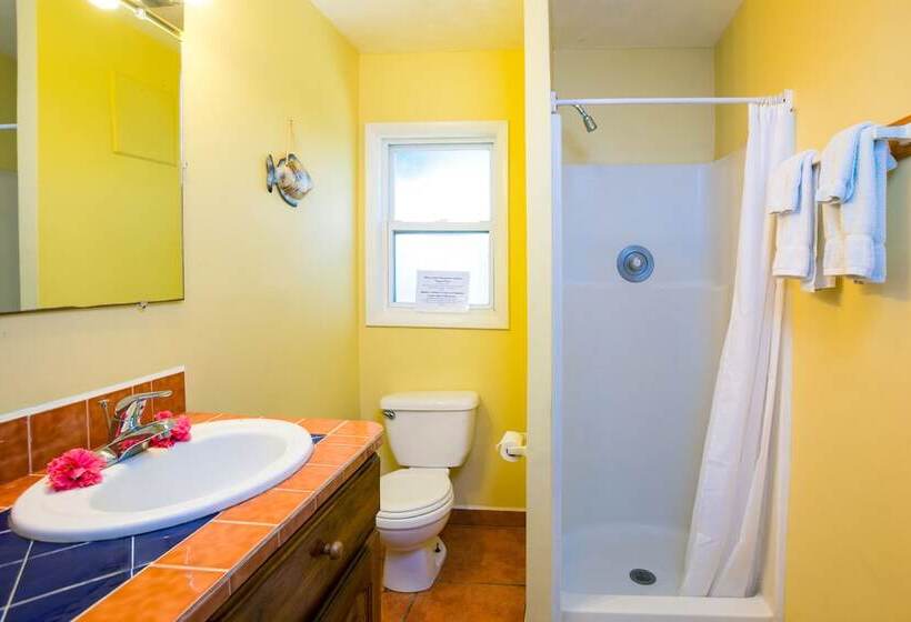 خانه 2 خوابه, Bananarama Dive & Beach Resort