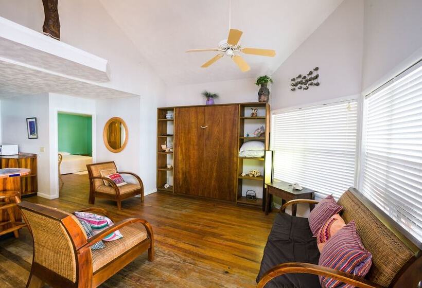 خانه 2 خوابه, Bananarama Dive & Beach Resort