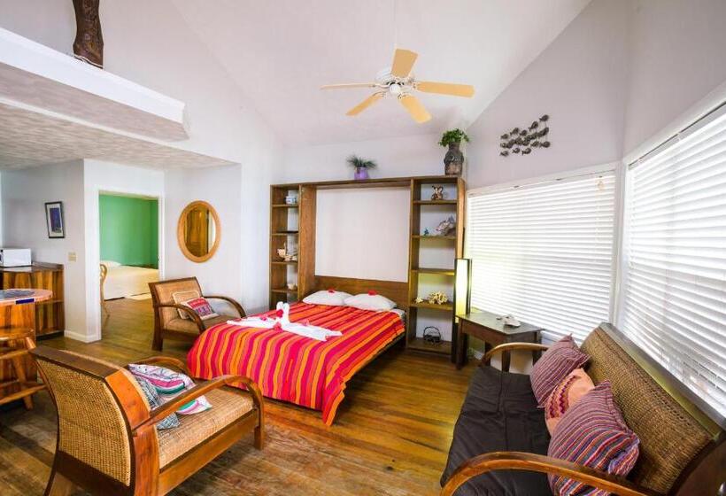 خانه 2 خوابه, Bananarama Dive & Beach Resort