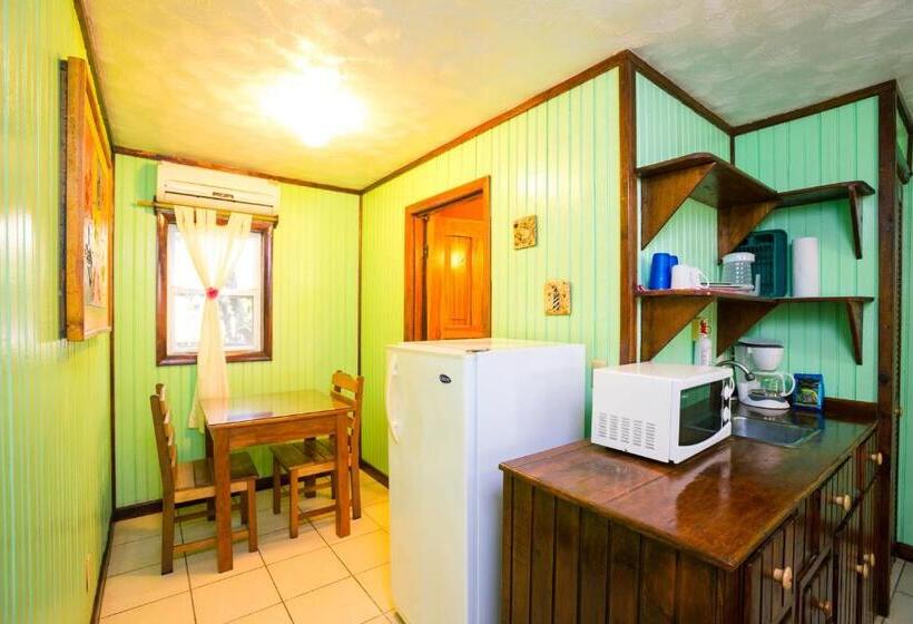 اتاق استاندارد با چشم‌انداز, Bananarama Dive & Beach Resort