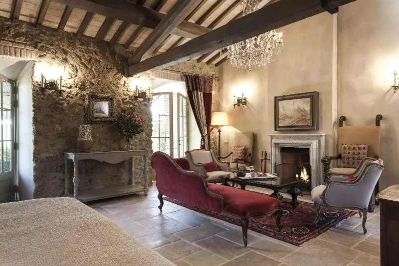 スイート, Borgo Santo Pietro