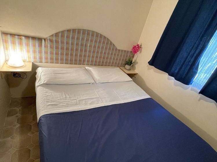 Дом 1 Спальня, Camping Village Punta Navaccia