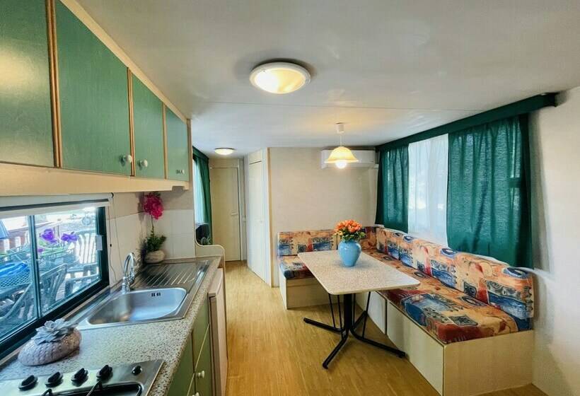 Дом 1 Спальня, Camping Village Punta Navaccia