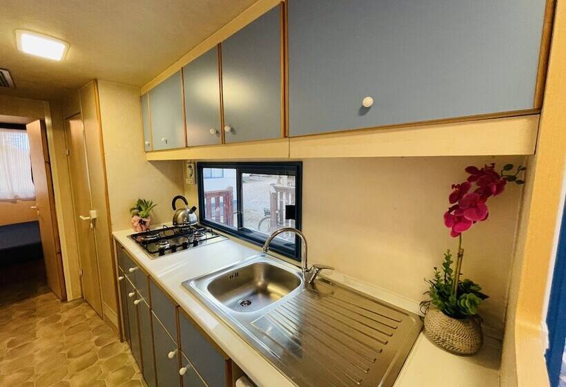 Дом 1 Спальня, Camping Village Punta Navaccia