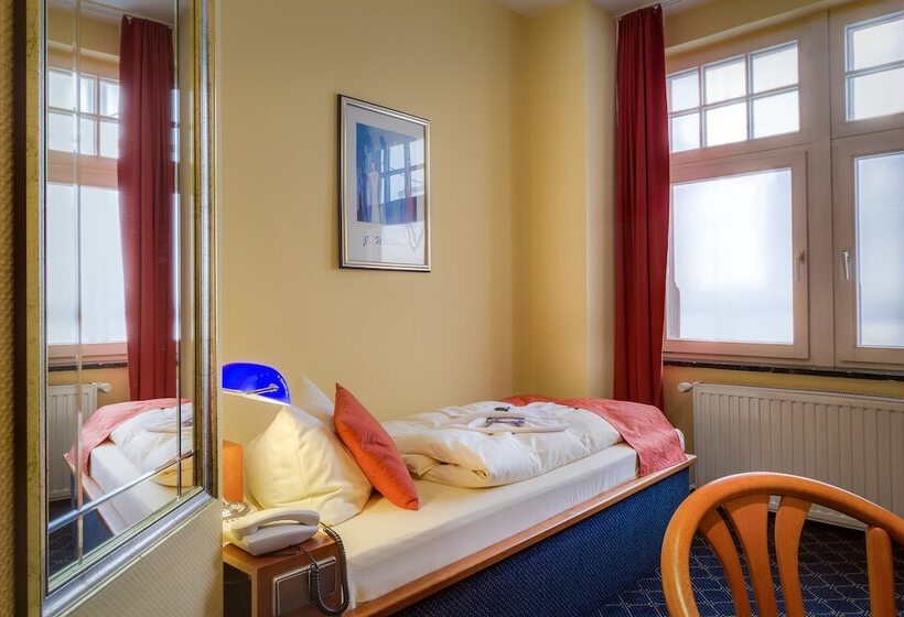 标准单人间, Deutsches Haus Mittweida