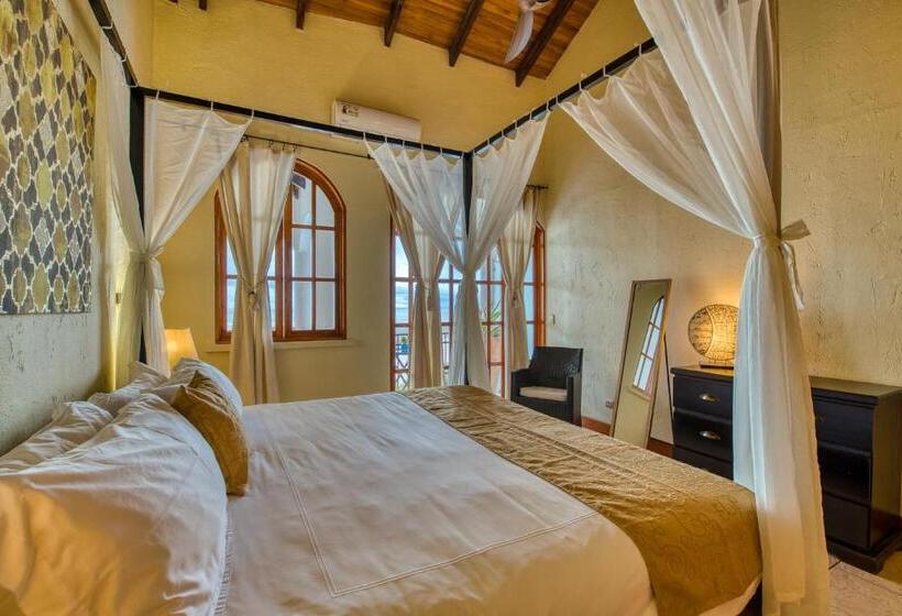 غرفة قياسية سرير كينج, El Castillo Luxury Boutique