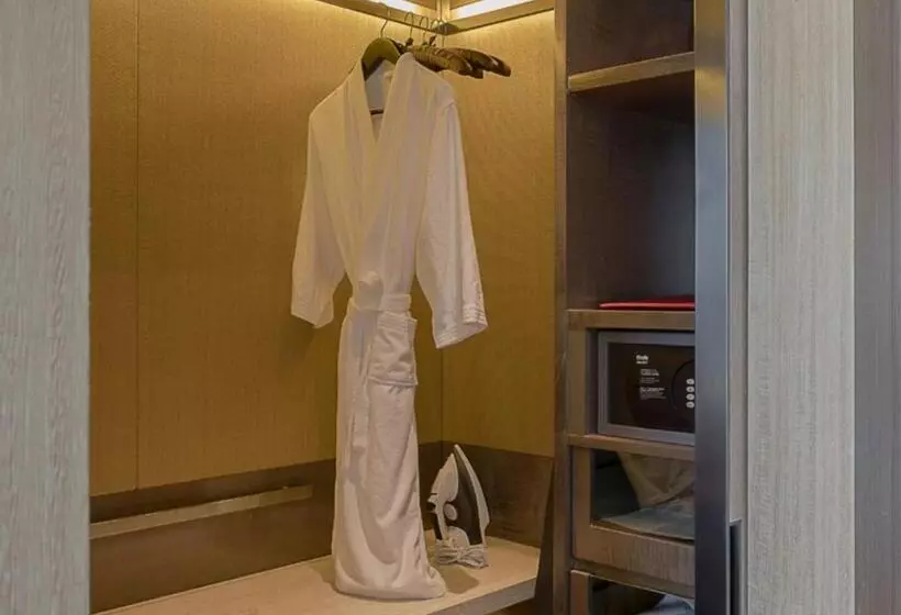 キングサイズベッドのデラックスルーム, Grand Hyatt Shenyang