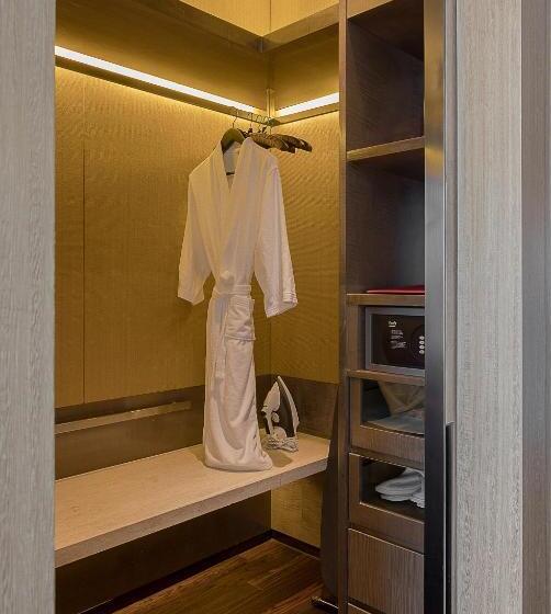 חדר דחוקס עם מיטת קינג, Grand Hyatt Shenyang